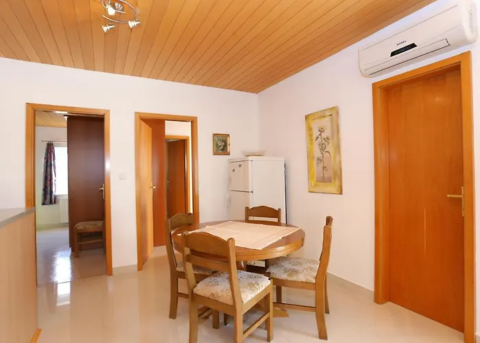Appartement By The Sea Duce, Omis - 16406 Duće